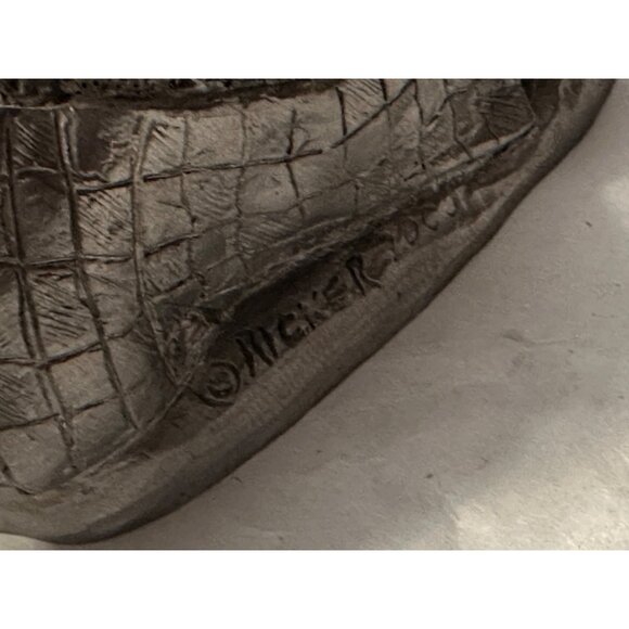 Michael Ricker Pewter Figurine Brother Sister Crying 2000 Children Sitting - Picture 8 of 11